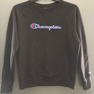 crew neck